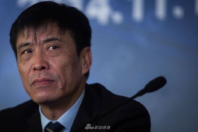 亚洲国产品综合人成综合网站